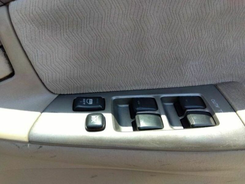 COROLLA FIELDER