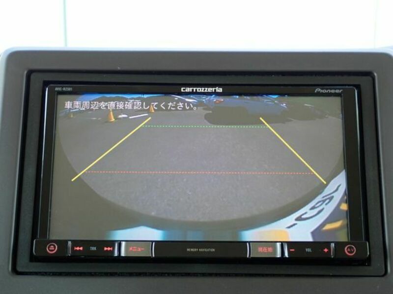 N BOX