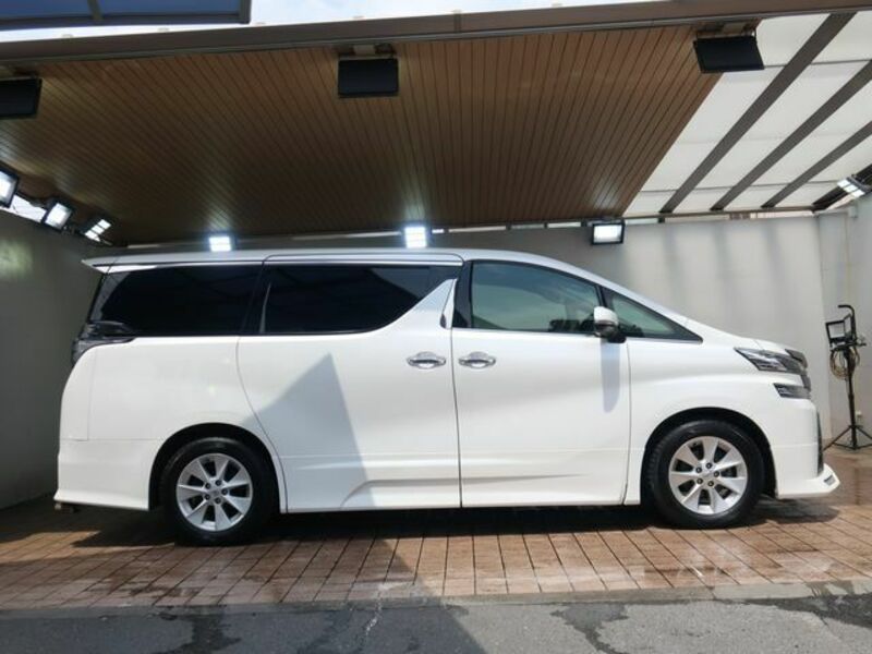 VELLFIRE