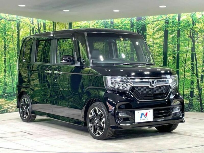 N BOX CUSTOM