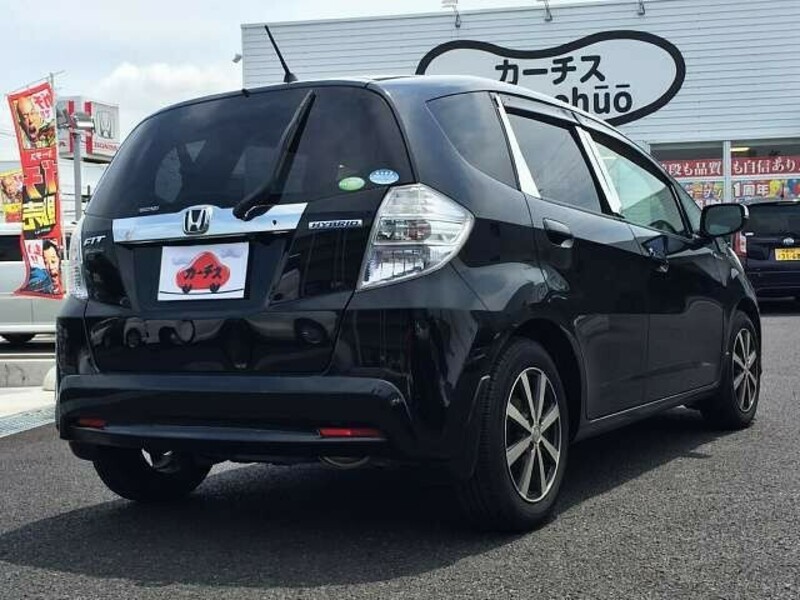 FIT HYBRID