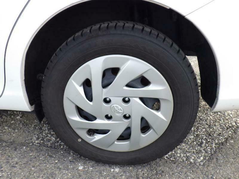 COROLLA AXIO