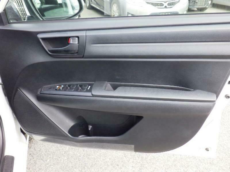 COROLLA AXIO