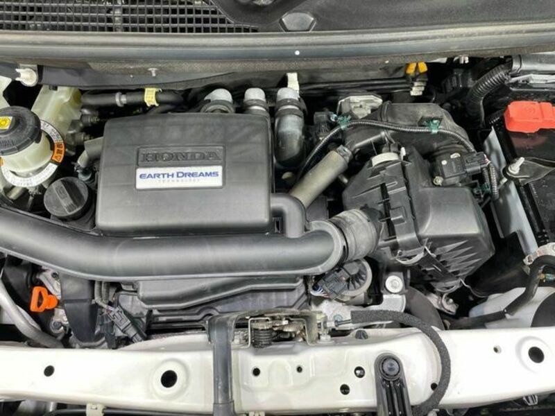 N BOX