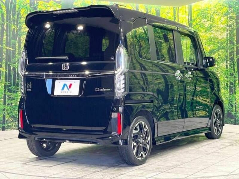 N BOX CUSTOM-16