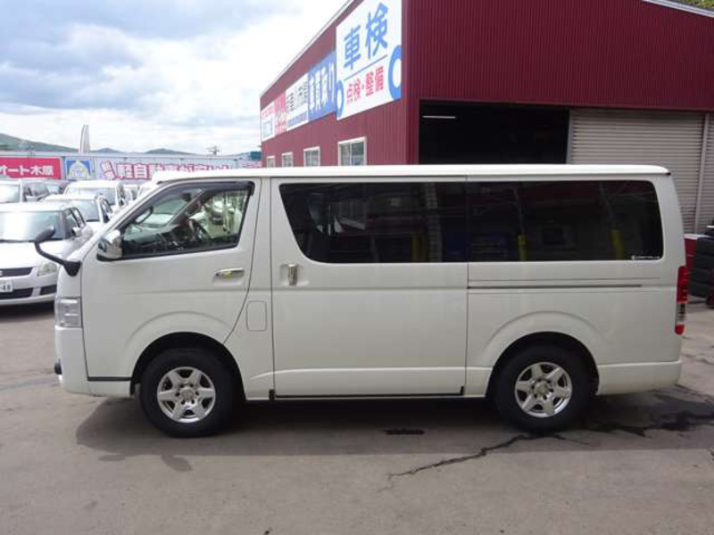HIACE VAN