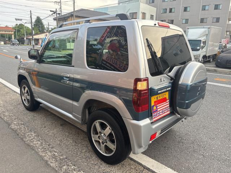 PAJERO MINI