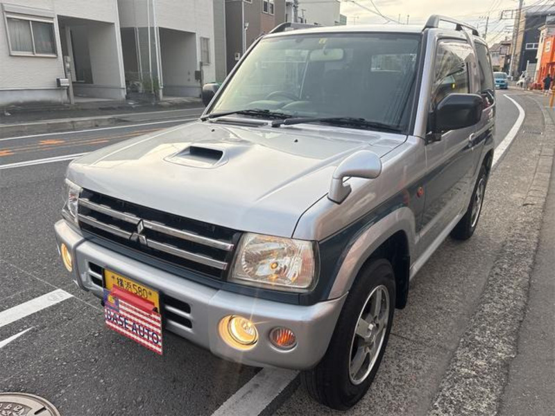 MITSUBISHI PAJERO MINI