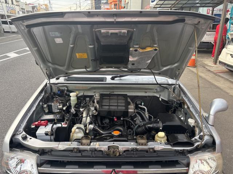 PAJERO MINI