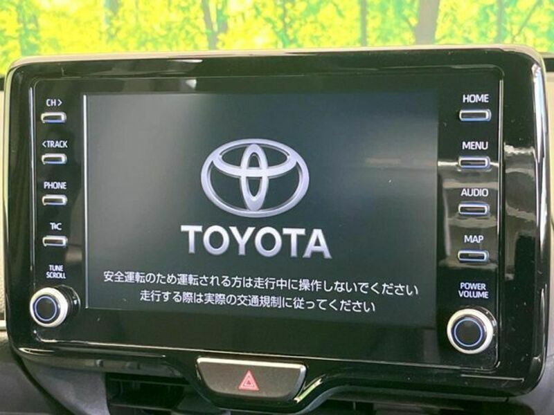 YARIS CROSS