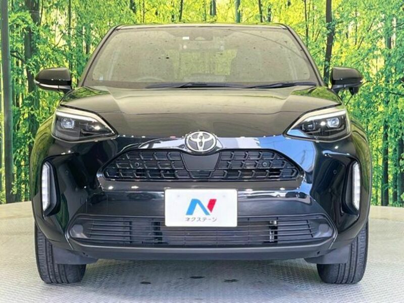 YARIS CROSS