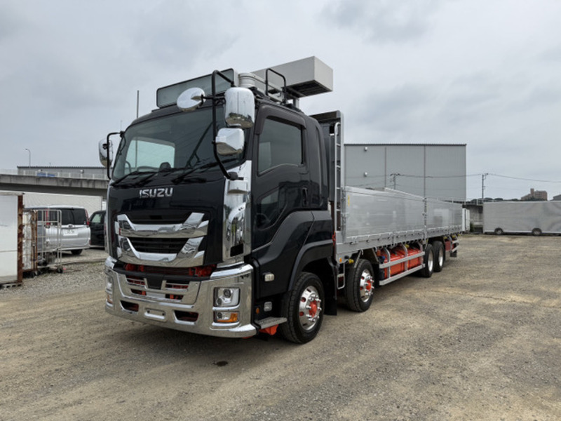 ISUZU GIGA