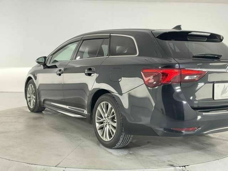 AVENSIS WAGON