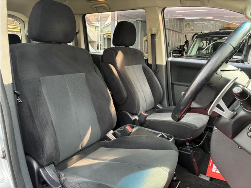 DELICA D5