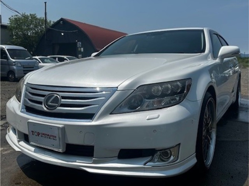 LEXUS LS