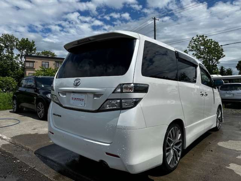 VELLFIRE