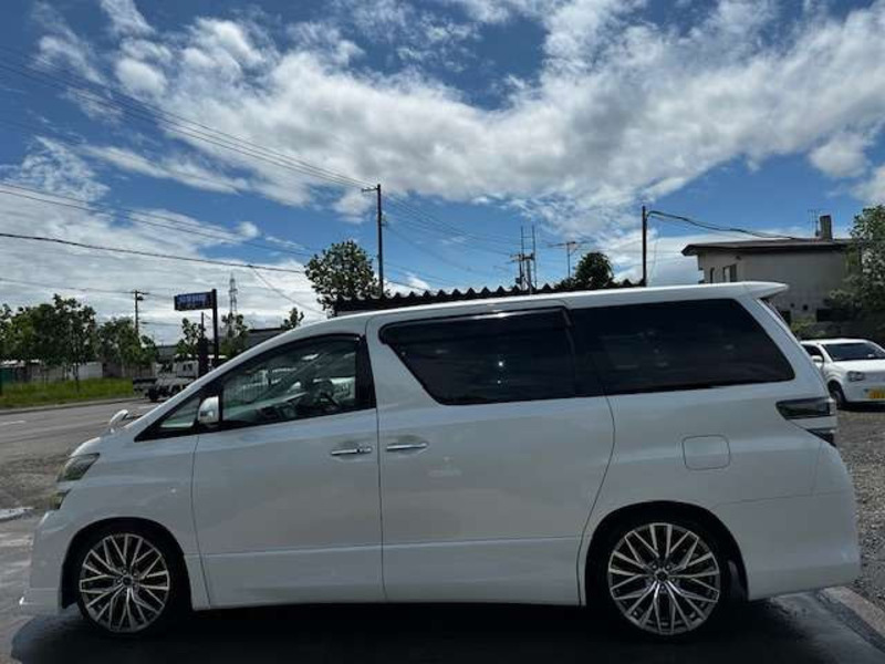 VELLFIRE