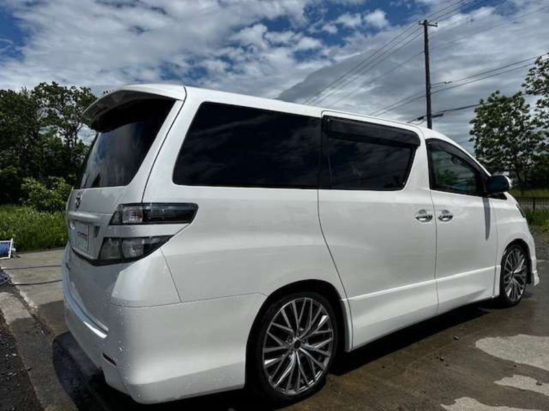 VELLFIRE