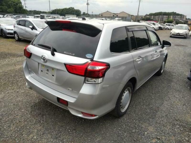COROLLA FIELDER