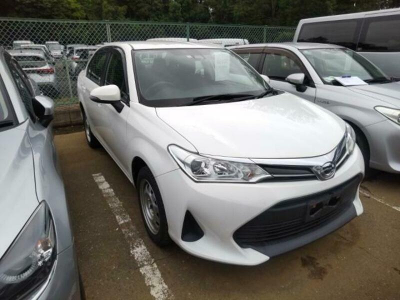 COROLLA AXIO