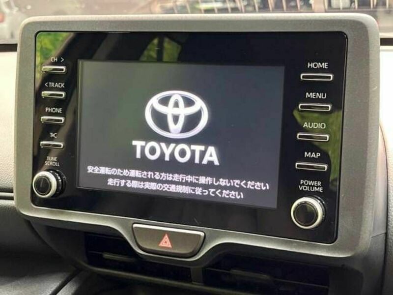 YARIS CROSS