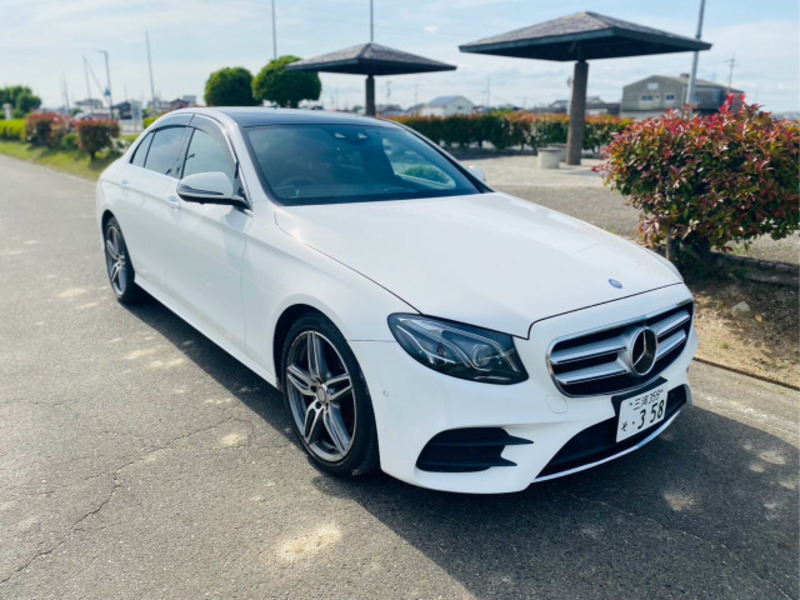MERCEDES-BENZ E-CLASS