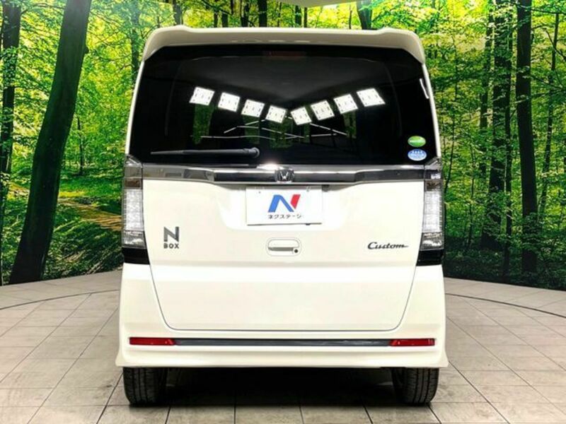 N BOX CUSTOM