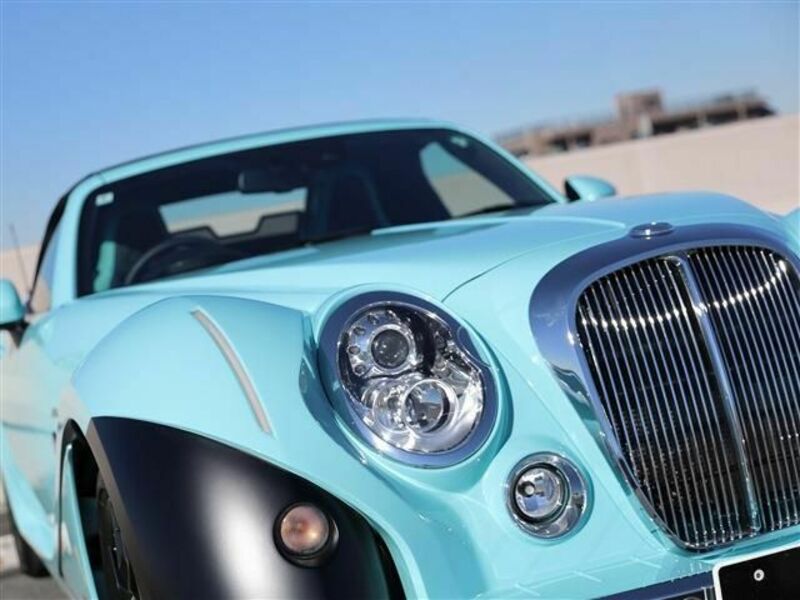 ROADSTER
