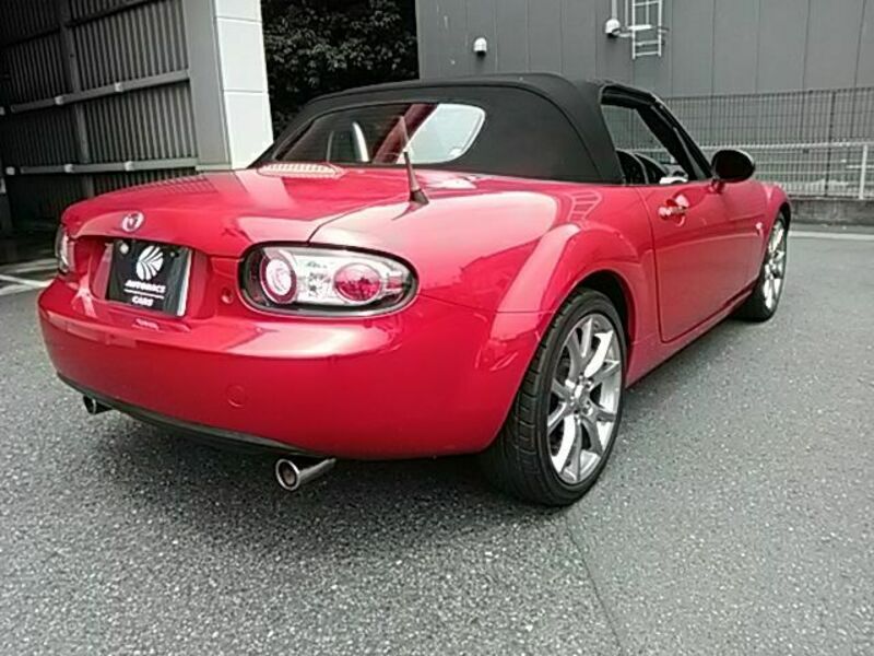 ROADSTER