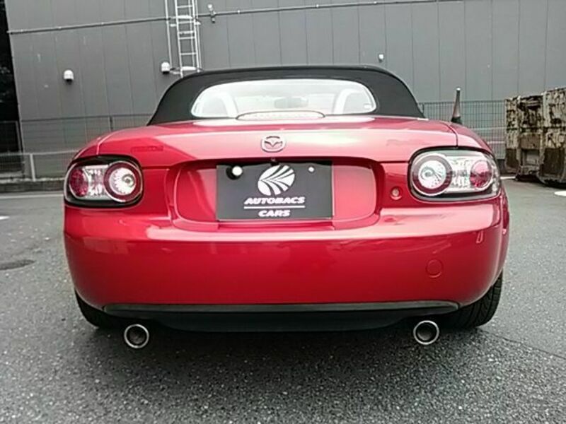 ROADSTER
