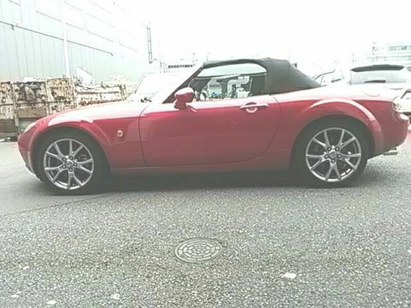 ROADSTER
