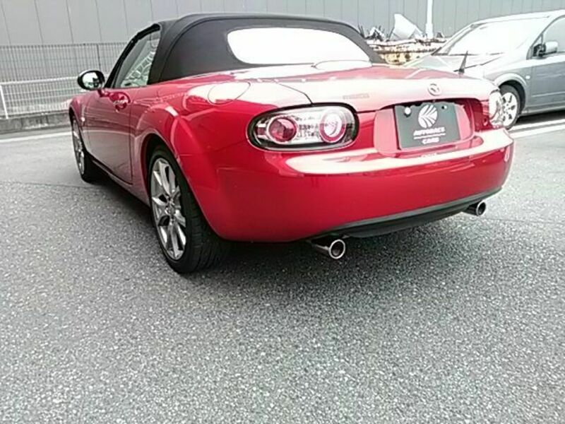 ROADSTER