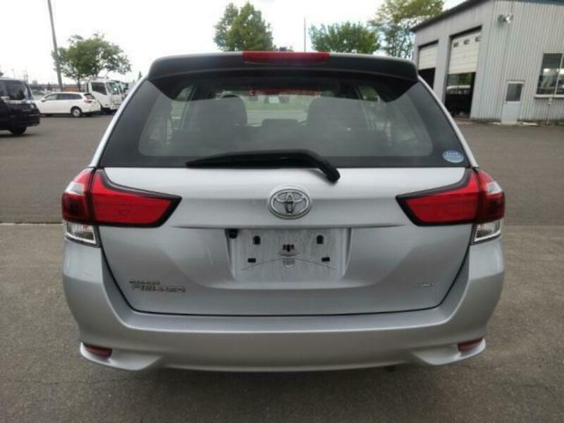 COROLLA FIELDER
