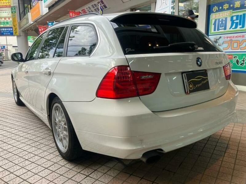 3 SERIES