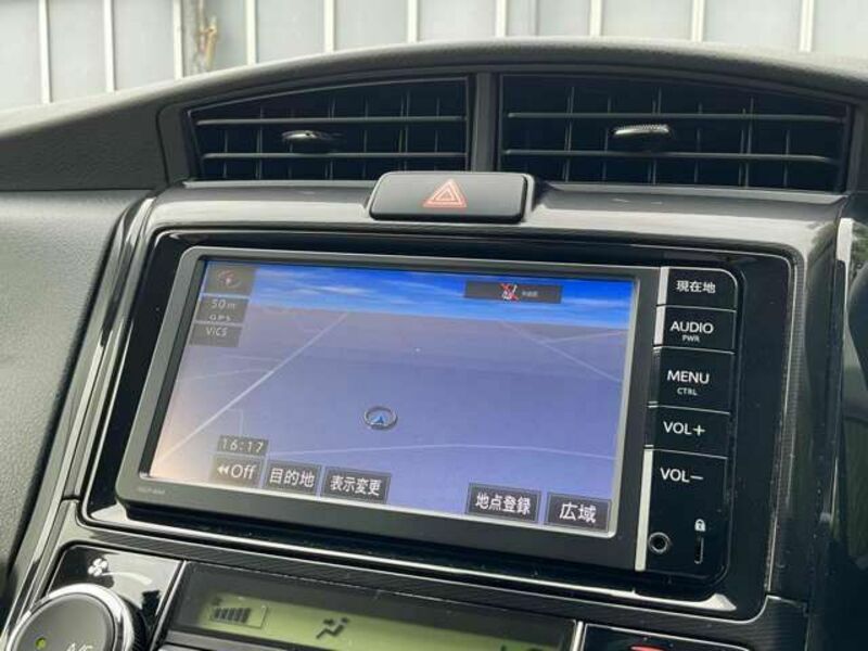 COROLLA AXIO