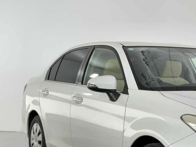 COROLLA AXIO