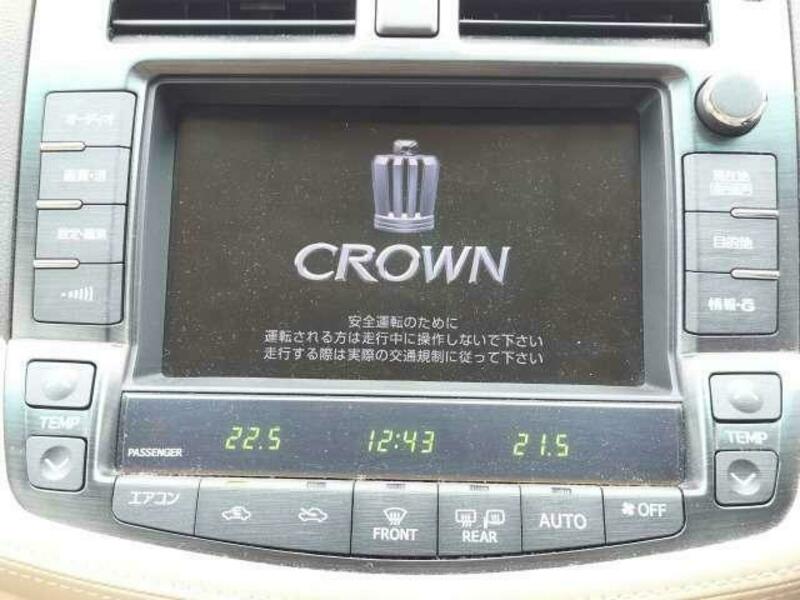 CROWN