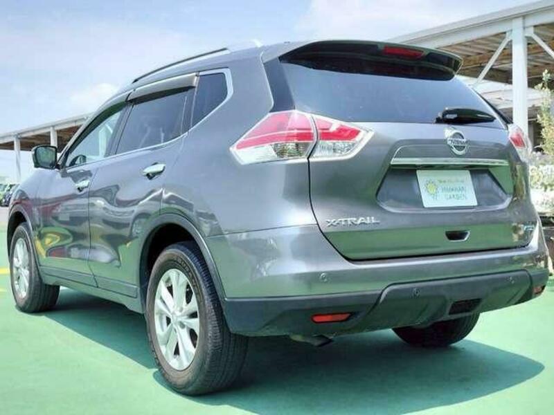 X-TRAIL