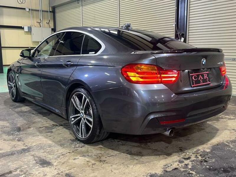 4 SERIES