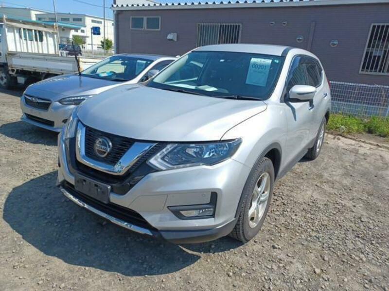 X-TRAIL-0