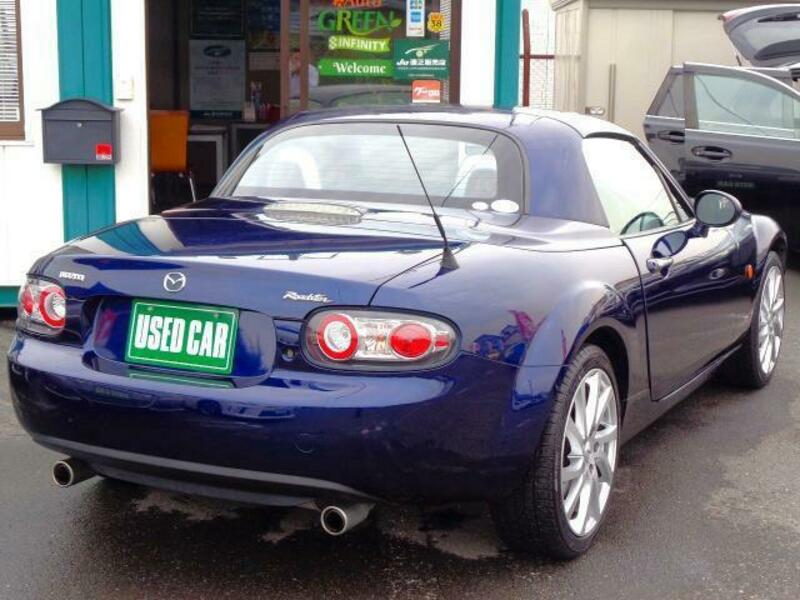 ROADSTER