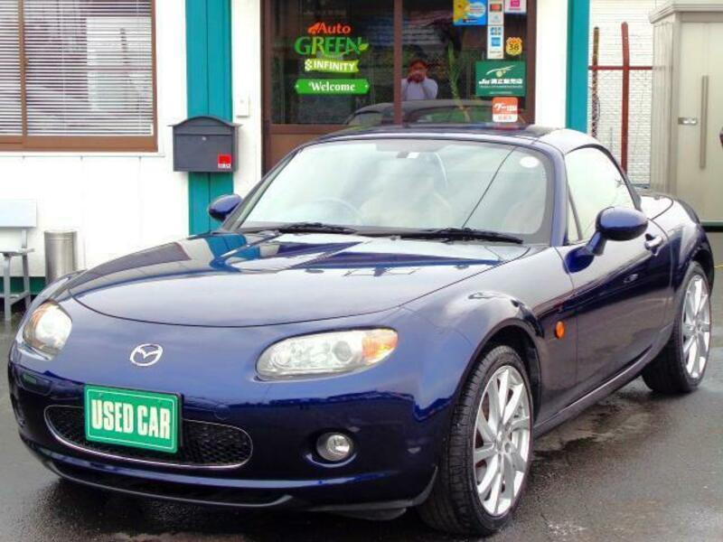 ROADSTER-0