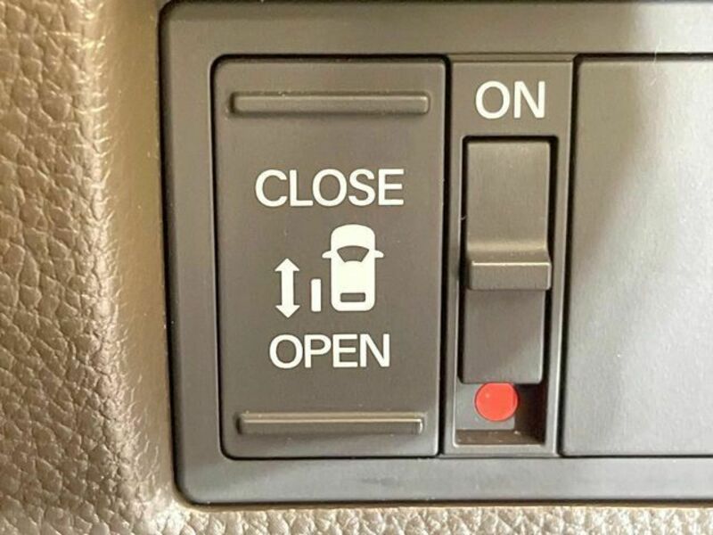 N BOX