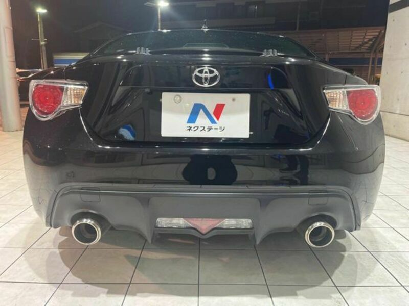 86
