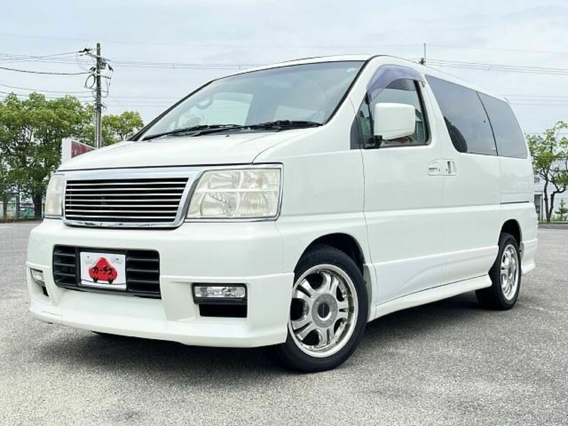 NISSAN ELGRAND