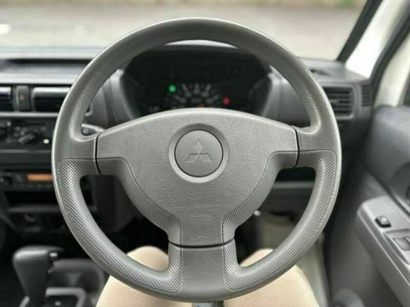 MINICAB VAN