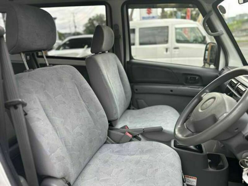 MINICAB VAN