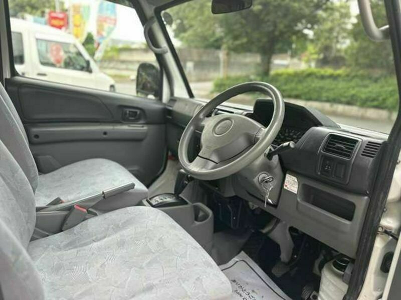 MINICAB VAN