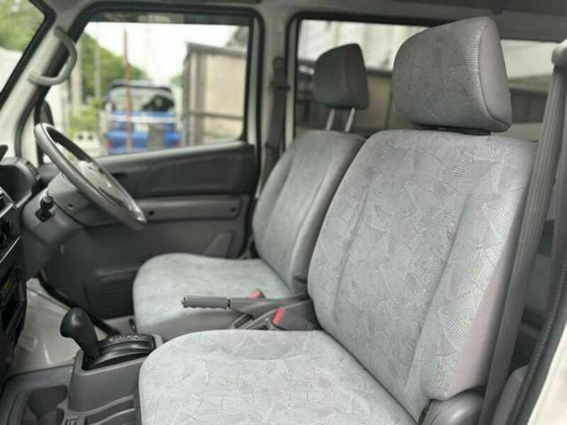 MINICAB VAN