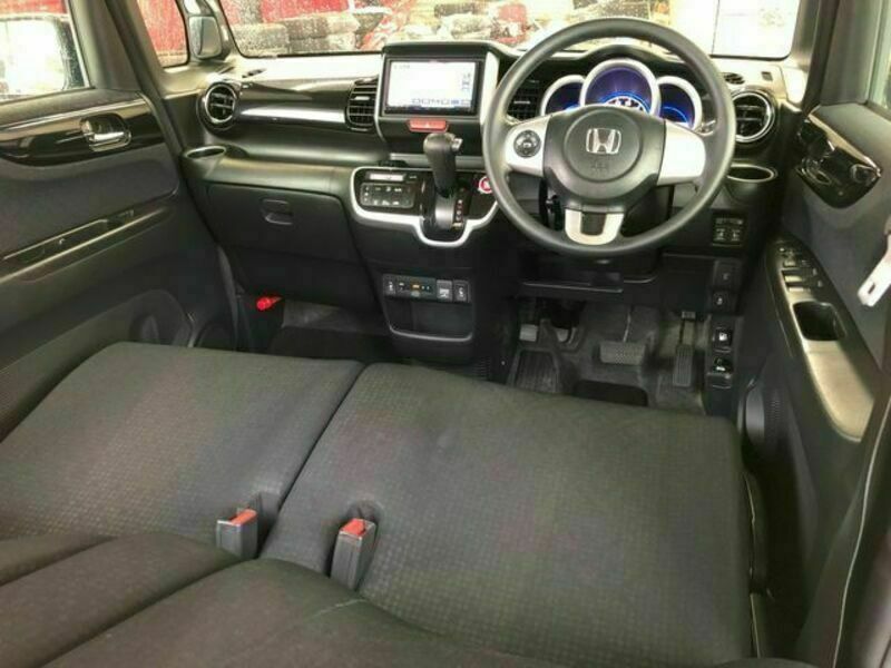 N BOX CUSTOM